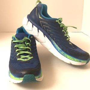 Hoka one one bondi 6 running shoes